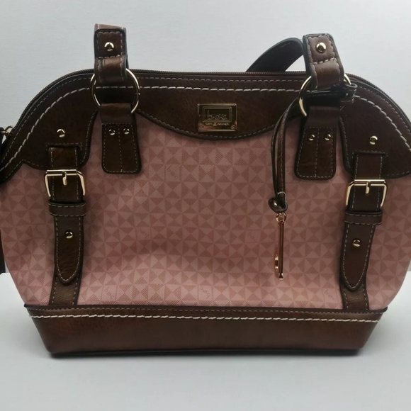 born concept handbags